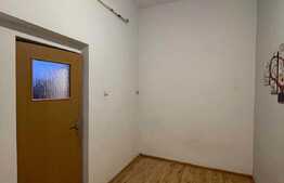 Oportunitate de investiție în zona centrală! Garsonieră decomandată, 23 mp, tavan înalt!