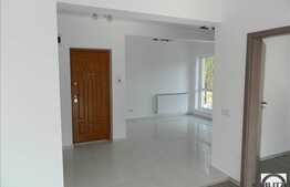 Apartament 3 camere de vanzare, 100 mp utili, zona E. Quinet, cu parcare