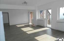 Apartament 3 camere de vanzare, 100 mp utili, zona E. Quinet, cu parcare