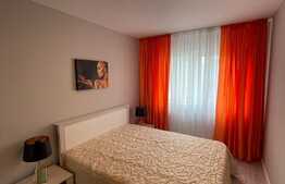 Apartament 3 camere, lux, 55 mp, parcare, zona Vivo  