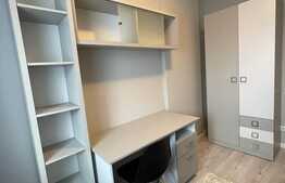 Apartament 3 camere, lux, 55 mp, parcare, zona Vivo  