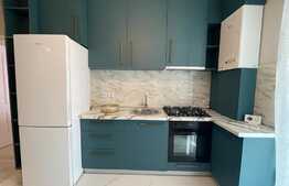 Apartament 3 camere, lux, 55 mp, parcare, zona Vivo  