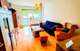 Apartament generos cu 2 camere, decomandat, 64 mp, 2 balcoane, 2 boxe, zona Calea Floresti