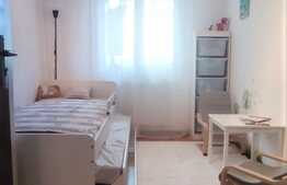 Apartament 3 camere, decomandat, balcon, etaj intermediar, zona Pietei Ion Mester - Manastur