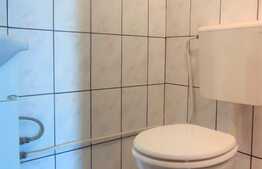 Apartament 3 camere, decomandat, balcon, etaj intermediar, zona Pietei Ion Mester - Manastur