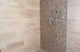 Casa 200 mp, teren 4617 mp, Deusu