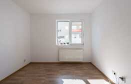 Apartament 2 camere, decomandat, zona Pepco, Terra