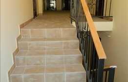 Vanzare apartament cu 2 camere, 58 mp plus balcon, cu loc de parcare