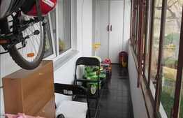 Vanzare apartament 2 camere, 48 mp utili, zona Hateg, cu boxa