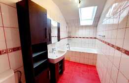 Apartament 2 camere, priveliste, balcon inchis, 46 mp! Zona strazii Florilor