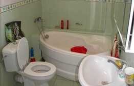 De vanzare apartament 2 camere, 54 mp, cu boxa si loc de parcare