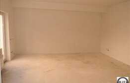 De vanzare apartament cu 2 camere, 58 mp, cu terasa de 34 mp, zona Polus.