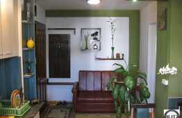 De vanzare 2 camere decomandate, 45 mp. Imobil izolat termic! Boxa inclusa!