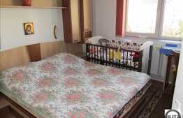 De vanzare 2 camere decomandate, 45 mp. Imobil izolat termic! Boxa inclusa!