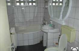 Vanzare apartament 3 camere, 68 mp utili, zona Primaverii, cu boxa la subsol