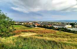 Teren intravilan 1695 mp, situat in cartierul Iris