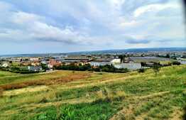 Teren intravilan 1695 mp, situat in cartierul Iris