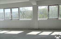 Semifinisat! Apartament de vanzare, 3 camere semidecomandate, 81 mp