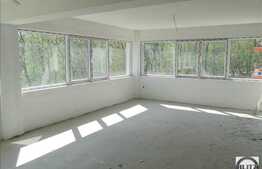 Semifinisat! Apartament de vanzare, 3 camere semidecomandate, 81 mp