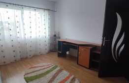 Apartament 3 camere, mobilat, 57 mp, loc de parcare, zona Cetatii!