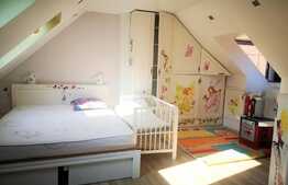 Apartament de 2 camere, 47 mp, etajul 1 și mansardă, zona Centrul Istoric