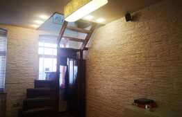 Apartament de 2 camere, 47 mp, etajul 1 și mansardă, zona Centrul Istoric