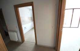 Apartament 2 camere, decomandat, 48mp, etaj intermediar, Tractorul