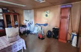 Casa de 122 mp, anexa de 174 mp, garaj de 62 mp, pivnita 25 mp, 967 mp teren