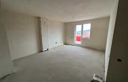 Oportunitate! Apartament 2 camere decomandat, facilitati, priveliste, zona Terra!