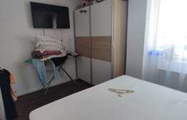 Apartament de 3 camere, 50 mp, mobilat, zona Terra!