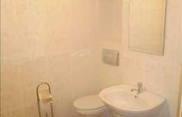 De inchiriat 2 camere, 65 mp, cu scara interioara, zona Lidl. Loc de parcare!