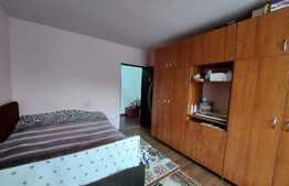 Apartament 2 camere, decomandat, 59 mp, parcare, zona Eroilor!