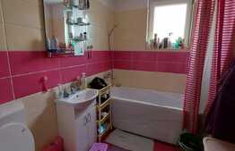 Apartament 2 camere, decomandat, 59 mp, parcare, zona Eroilor!