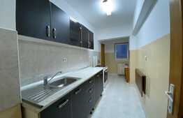 Garsoniera de 50 mp, decomandata, zona Piata Marasti