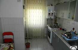 Vanzare 4 camere, 77 mp utili, zona A. Vlaicu, cu boxa pemtru depozitare