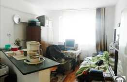 Vanzare garsoniera, 22 mp, zona strazii Orastiei