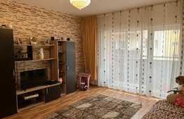 Apartament 2 camere, etaj intermediar, zona Eroilor