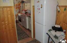 Vanzare apartament 3 camere, 56 mp utili, zona Maramuresului, cu boxa