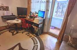 Apartament de 3 camere, decomandat, orientare S-V, zona Brancusi