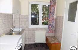 3 camere, 70 mp, decomandat, zona Casa Radio