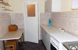 3 camere, 70 mp, decomandat, zona Casa Radio