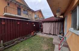 Duplex de vanzare, complex privat, 117 mp, gradina 40 mp si garaj in zona strazii Tautiului 