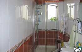 3 camere decomandate, 93 mp, imobil nou, garaj incalzit boxa, zona Piata Engels!