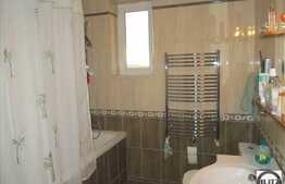 3 camere decomandate, 93 mp, imobil nou, garaj incalzit boxa, zona Piata Engels!