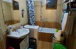 Apartament 3 camere, la cheie, spatios, 66 mp., zona Terra 