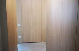 Apartament de 3 camere, la cheie, terasă de 33 mp, 2 băi, zona Carpaților