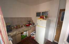 Casa de 80 mp si teren de 283 mp, Rasnov