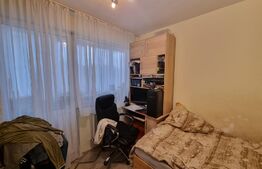 Apartament de 3 camere, balcon, zona Lombului