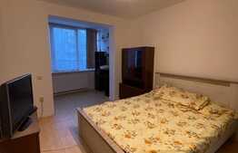 Garsoniera decomandata, 40 mp, parcare, zona Florilor