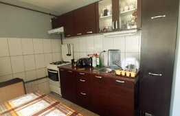 OPORTUNITATE! 3 camere, orientare S-E, parcare, balcon! Zona Teilor!